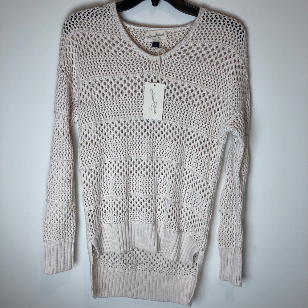 Universal Thread Cream Sweater XS
